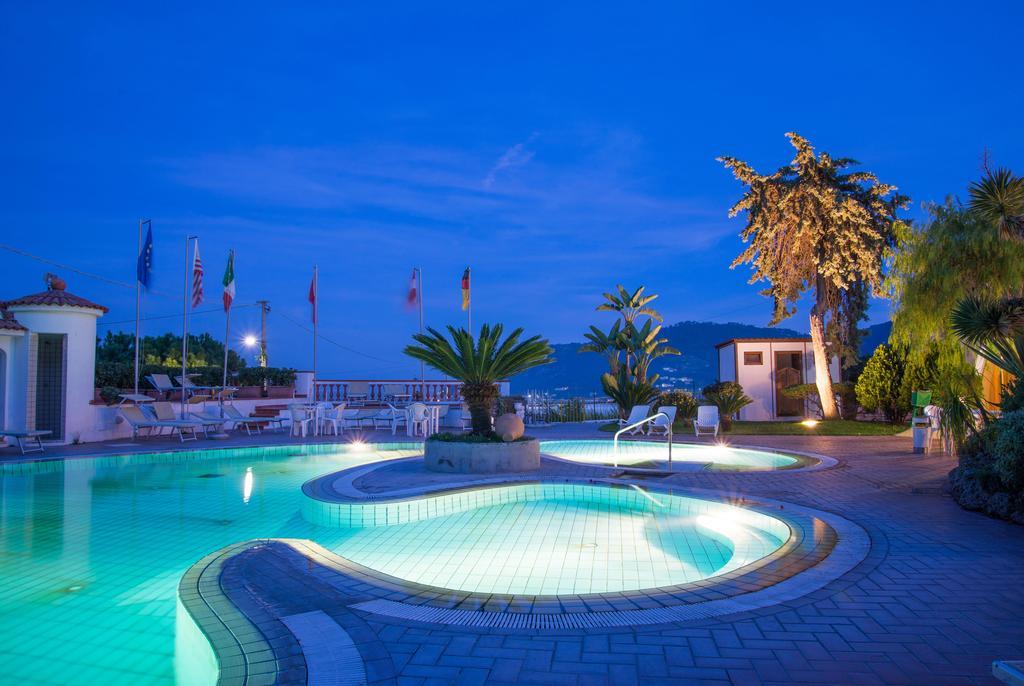 Hotel Internazionale Barano dʼIschia Eksteriør bilde